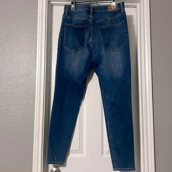 Madewell Women’s Sz 32 10" High Rise Skinny Button Fly Jeans - Picture 2 of 7
